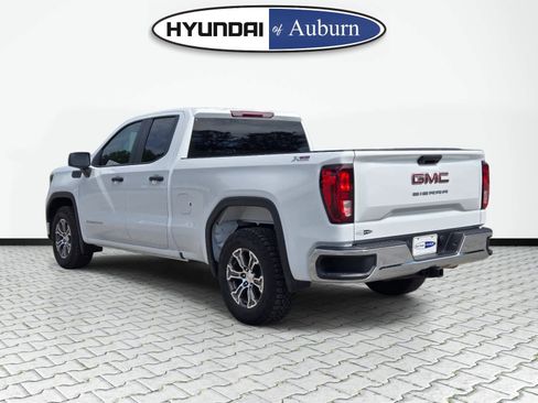 Used 2025 GMC Sierra 1500 Pro w/ X31 Off-Road Package AWD/4WD image 8