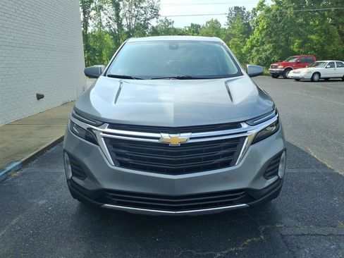Used 2024 Chevrolet Equinox LT w/ LPO, Floor Liner Package FWD image 2