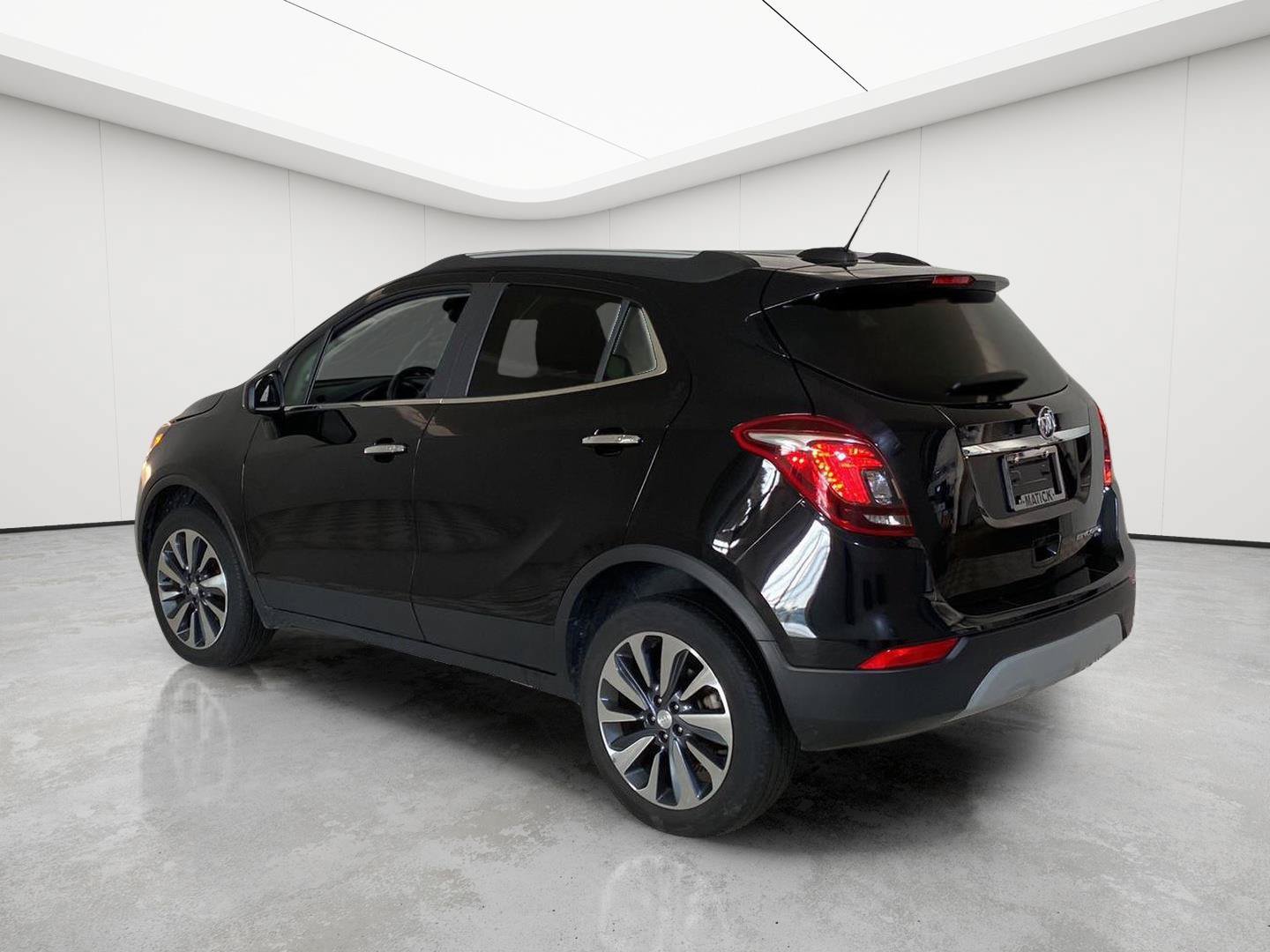 Used 2022 Buick Encore Preferred w/ Safety Package AWD/4WD image 4