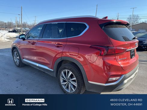 Used 2020 Hyundai Santa Fe SEL w/ Convenience Package image 9