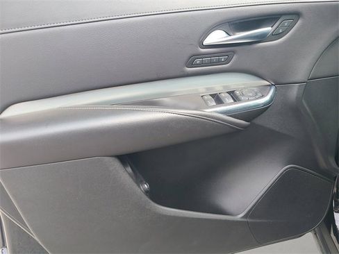 Used 2023 Cadillac XT4 Premium Luxury image 20