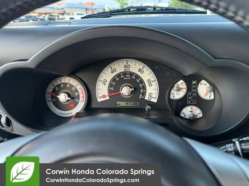 Used 2014 Toyota FJ Cruiser 4WD w/ Upgrade Package image 17