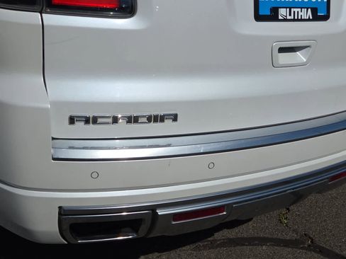 Used 2016 GMC Acadia Denali AWD/4WD image 15