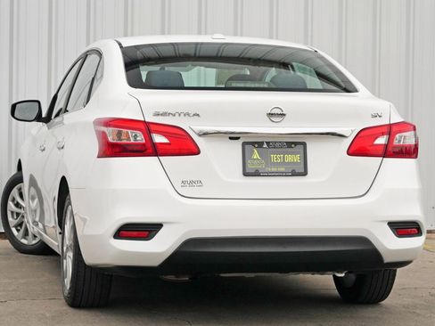 Used 2019 Nissan Sentra SV image 5
