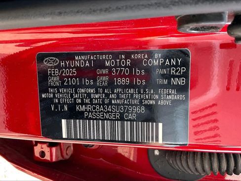 Used 2025 Hyundai Venue SEL FWD image 33