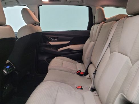 Used 2022 Subaru Ascent Premium w/ Convenience Package AWD/4WD image 18