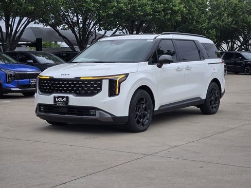 New 2026 Kia Carnival SX Prestige FWD image 2