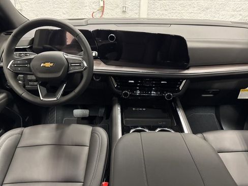 New 2026 Chevrolet Suburban LT w/ Comfort Package image 12