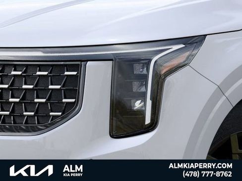 New 2026 Kia Carnival SX w/ SX Dark Edition Package image 10