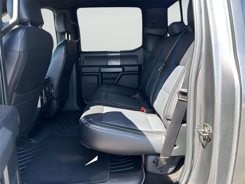 Used 2018 Ford F150 XLT w/ Equipment Group 302A Luxury AWD/4WD image 30
