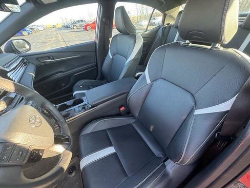 Certified 2025 Toyota Camry SE image 9