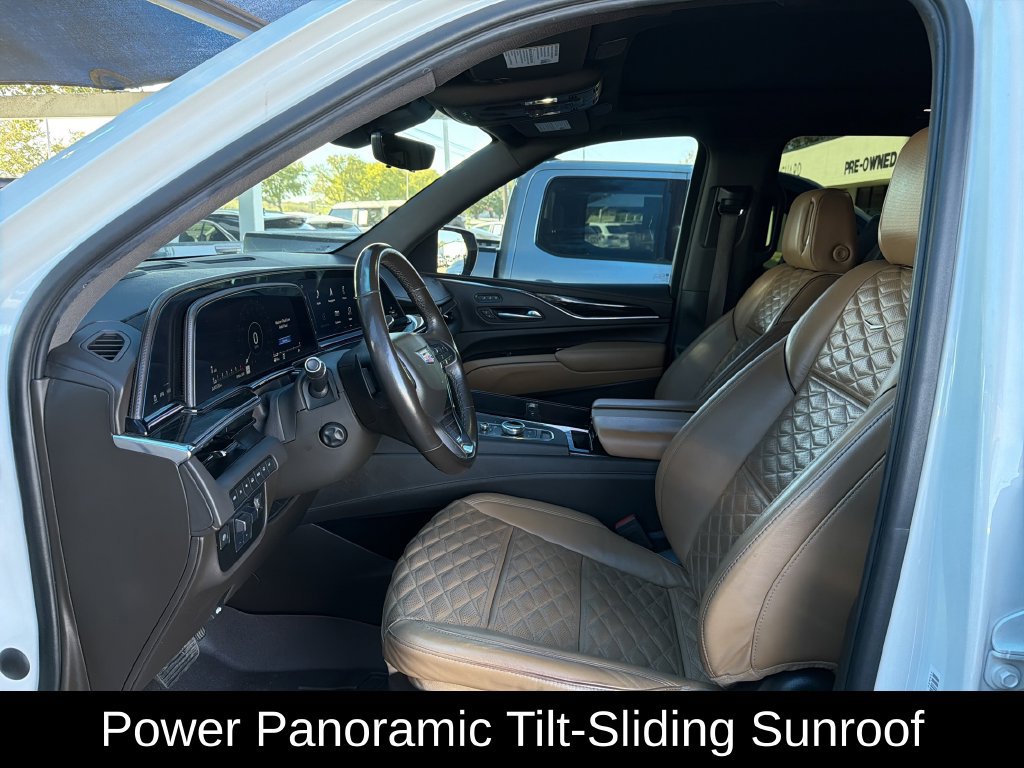 Used 2021 Cadillac Escalade ESV Sport w/ Driver Assist Tech Package AWD/4WD image 18