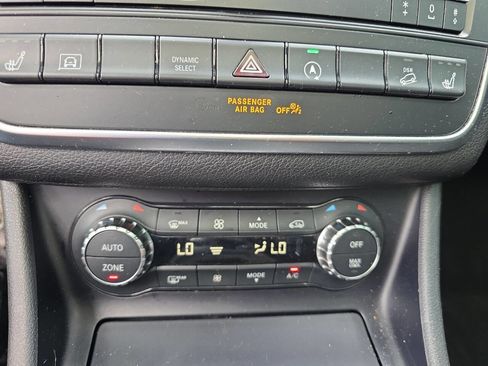 Used 2016 Mercedes-Benz GLA 250 4MATIC image 33