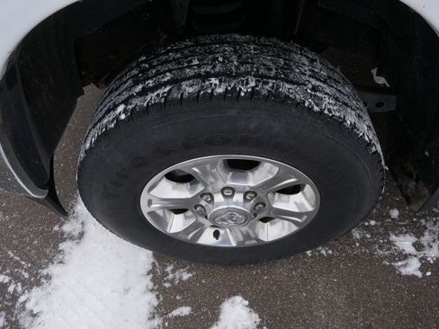 Certified 2021 RAM 3500 Big Horn w/ Level 1 Equipment Group image 18