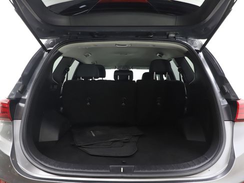 Used 2020 Hyundai Santa Fe SE image 17