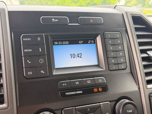 Used 2020 Ford F250 XL w/ Power Equipment Group AWD/4WD image 31