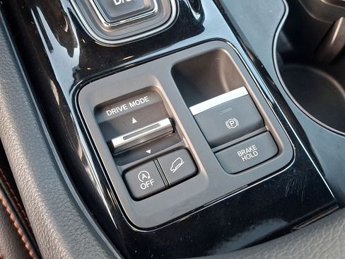 Used 2023 Honda Pilot TrailSport image 26