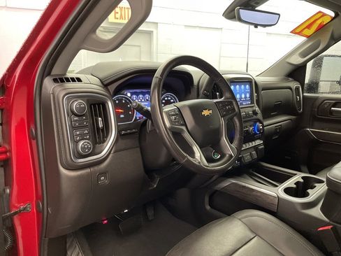 Used 2021 Chevrolet Silverado 2500 LTZ w/ LTZ Premium Package image 22