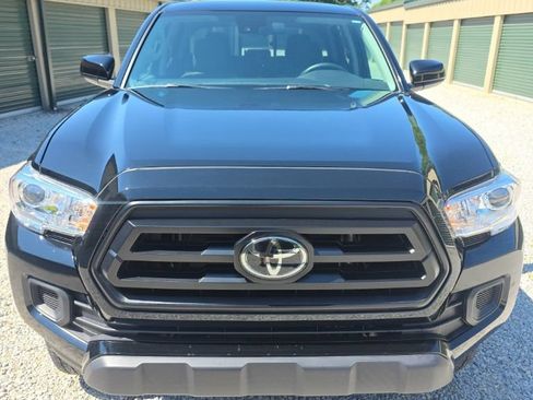 Certified 2023 Toyota Tacoma SR AWD/4WD image 9