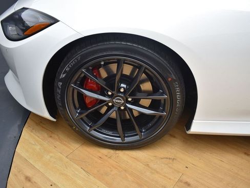 New 2024 Nissan Z Performance w/ Floor Mat Package image 12