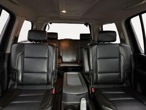 Used 2011 Nissan Armada Platinum w/ 2nd Row Captain Seat Pkg image 8