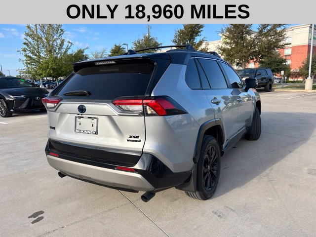 Used 2024 Toyota RAV4 XSE AWD/4WD image 4