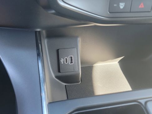 New 2025 Ford F150 Lightning Flash image 21