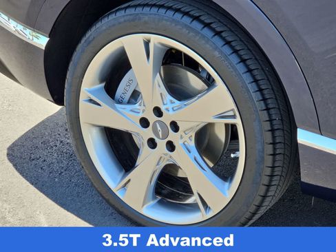 Used 2024 Genesis GV80 3.5T Advanced AWD/4WD image 12