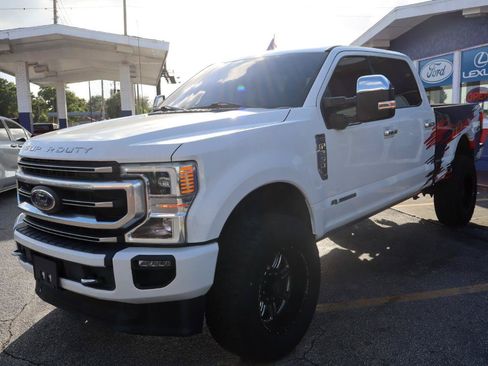 Used 2021 Ford F250 Platinum w/ FX4 Off-Road Package AWD/4WD image 6