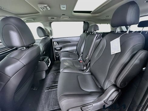 New 2026 Kia Carnival SX Prestige FWD image 14