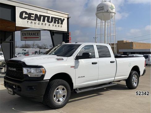 Used 2022 RAM 2500 Tradesman w/ Protection Group image 1