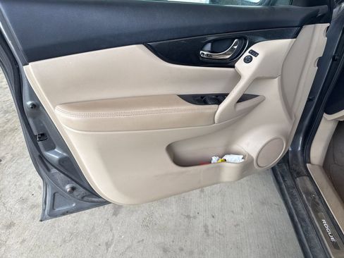 Used 2014 Nissan Rogue SL image 12