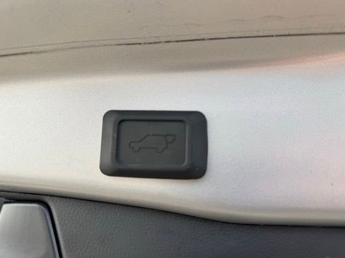 Certified 2025 Toyota RAV4 XLE w/ Convenience Package image 40