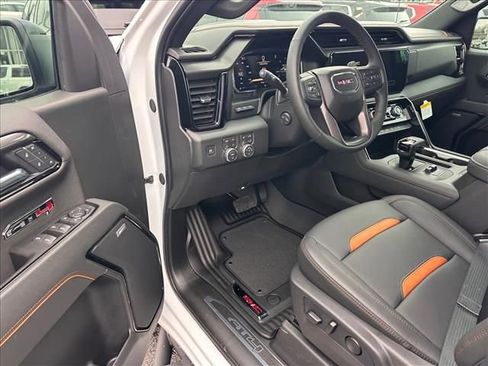 New 2026 GMC Sierra 1500 AT4 w/ AT4 Premium Package AWD/4WD image 17