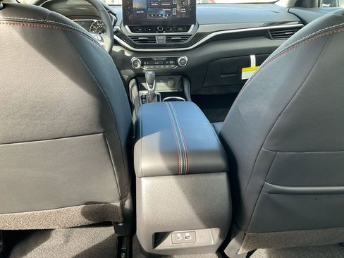 New 2025 Nissan Altima 2.5 SR w/ SR Premium Package image 30