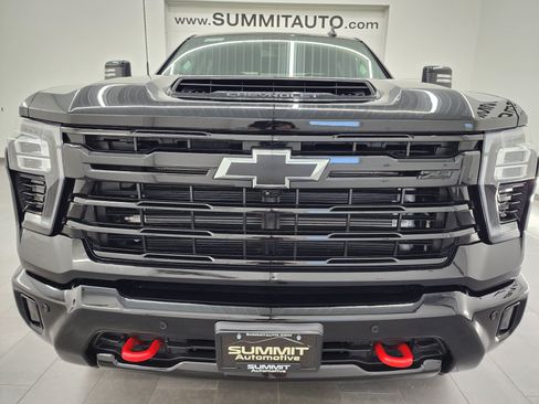 Used 2025 Chevrolet Silverado 2500 LT w/ Trail Boss Package AWD/4WD image 23