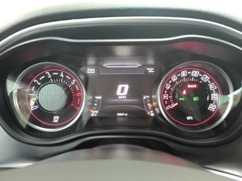 Used 2021 Dodge Challenger R/T Scat Pack image 27