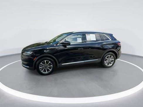 Certified 2023 Lincoln Nautilus Reserve w/ Cargo Utility Package AWD/4WD image 4