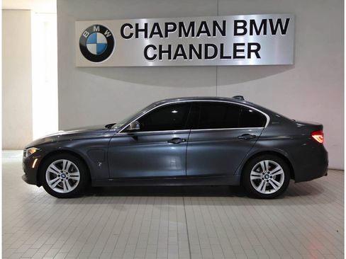 Used 2017 BMW 330e RWD image 3