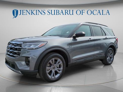 Used 2026 Ford Explorer Active w/ Active Comfort Package AWD/4WD image 7