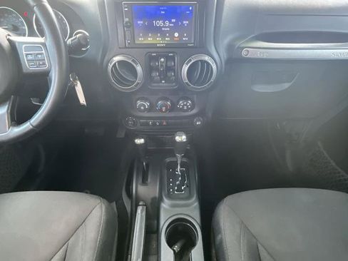 Used 2016 Jeep Wrangler Unlimited Sport w/ Quick Order Package 24S AWD/4WD image 14
