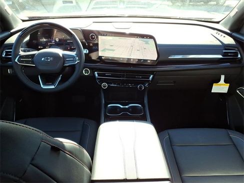 New 2026 Chevrolet Traverse Z71 w/ Enhanced Driving Package image 12