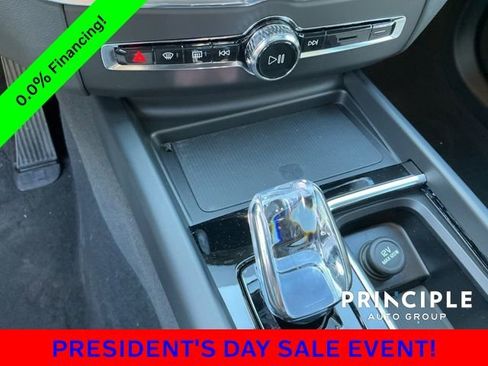 New 2026 Volvo XC60 B5 Plus w/ Climate Package image 21