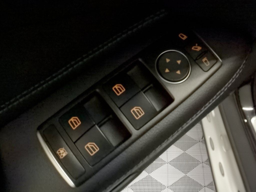 Used 2019 Mercedes-Benz GLS 550 4MATIC image 15
