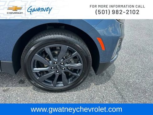Used 2024 Chevrolet Equinox RS FWD image 12