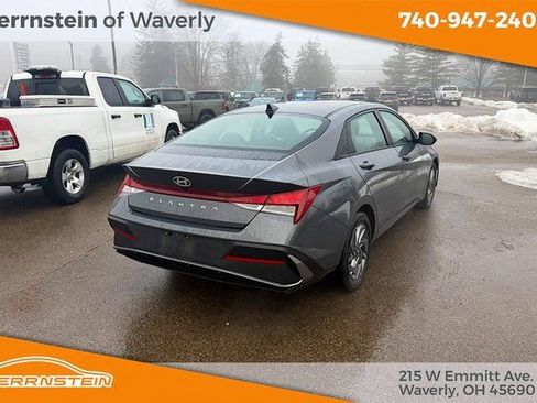 Used 2024 Hyundai Elantra SEL image 26