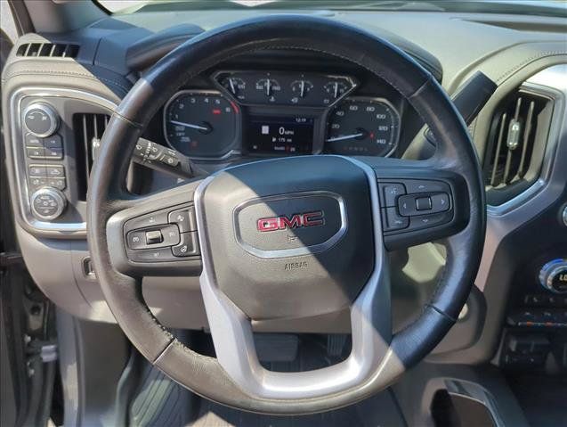 Used 2019 GMC Sierra 1500 SLT w/ SLT Premium Plus Package AWD/4WD image 16