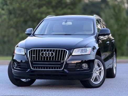 Used 2016 Audi Q5 2.0T Premium Plus w/ Technology Package AWD/4WD image 2