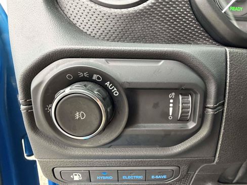 Used 2024 Jeep Wrangler Unlimited Rubicon 4xe AWD/4WD image 24