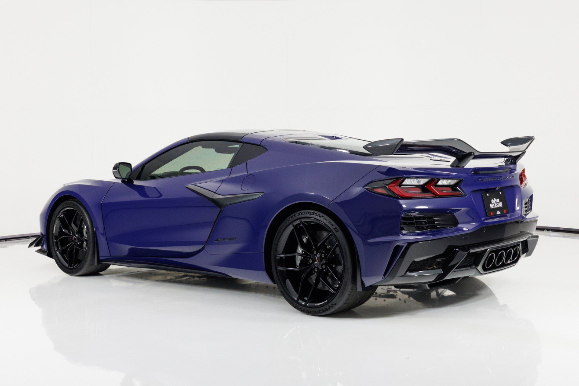 Used 2026 Chevrolet Corvette Z06 w/ Z07 Performance Package RWD image 6